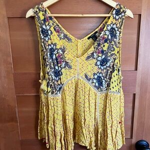 Forever 21 Yellow Floral Sleeveless Blouse